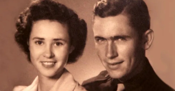 Soldaten Ehemann verschwindet 6 Wochen nach der Hochzeit, Ehefrau bleibt ihm 60 Jahre lang treu